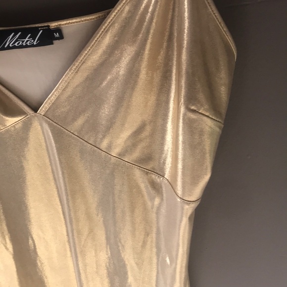 🌟🌟🌟MOTEL Gold dress size M - Picture 7 of 12